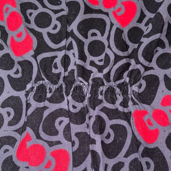Gently Loved Hello Kitty Black and Red Scrub Top - Picture 7 of 9
